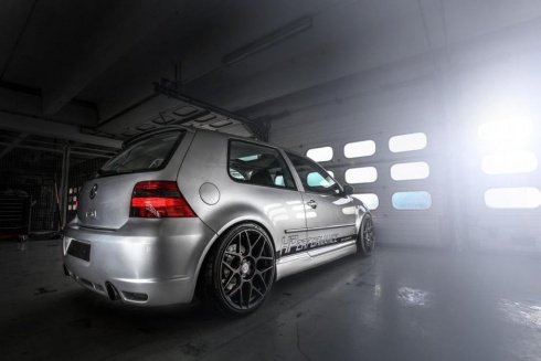 VW Golf IV by HPerformance 4