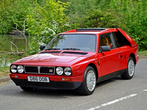 Lancia Delta S4 Stradale