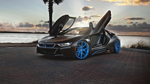 BMW i8-1